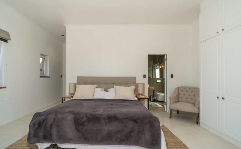 4 Bedroom Property for Sale in Hout Bay Western Cape